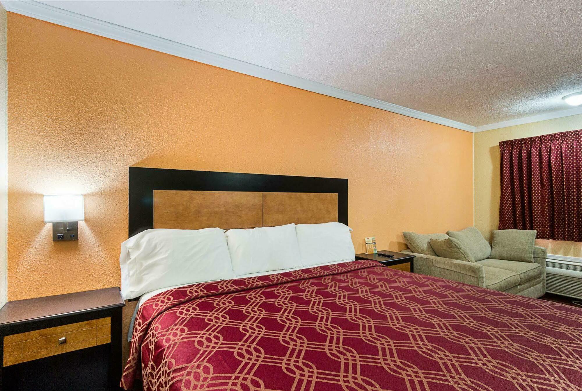 Rodeway Inn West Dodge オマハ エクステリア 写真